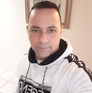 Meet your Posher, Javier